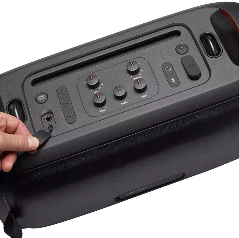 Caixa de Som Portátil Bluetooth JBL PartyBox On-The-Go, Com Microfone Sem Fio e Efeitos de Luzes - JBLPARTYBOXGOBBR2 - Gaamerr maniia 